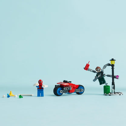 LEGO Motorcycle Chase: Spider-Man vs. Doc Ock 76275 Superheroes LEGO Super Heroes Marvel @ 2TTOYS | Official LEGO shop😊🥰 LEGO €. 9.99