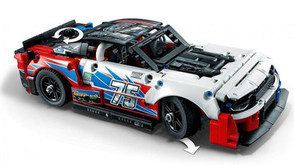 LEGO NASCAR® Next Gen Chevrolet Camaro ZL1 Racer 42153 Technic LEGO TECHNIC @ 2TTOYS LEGO €. 42.48