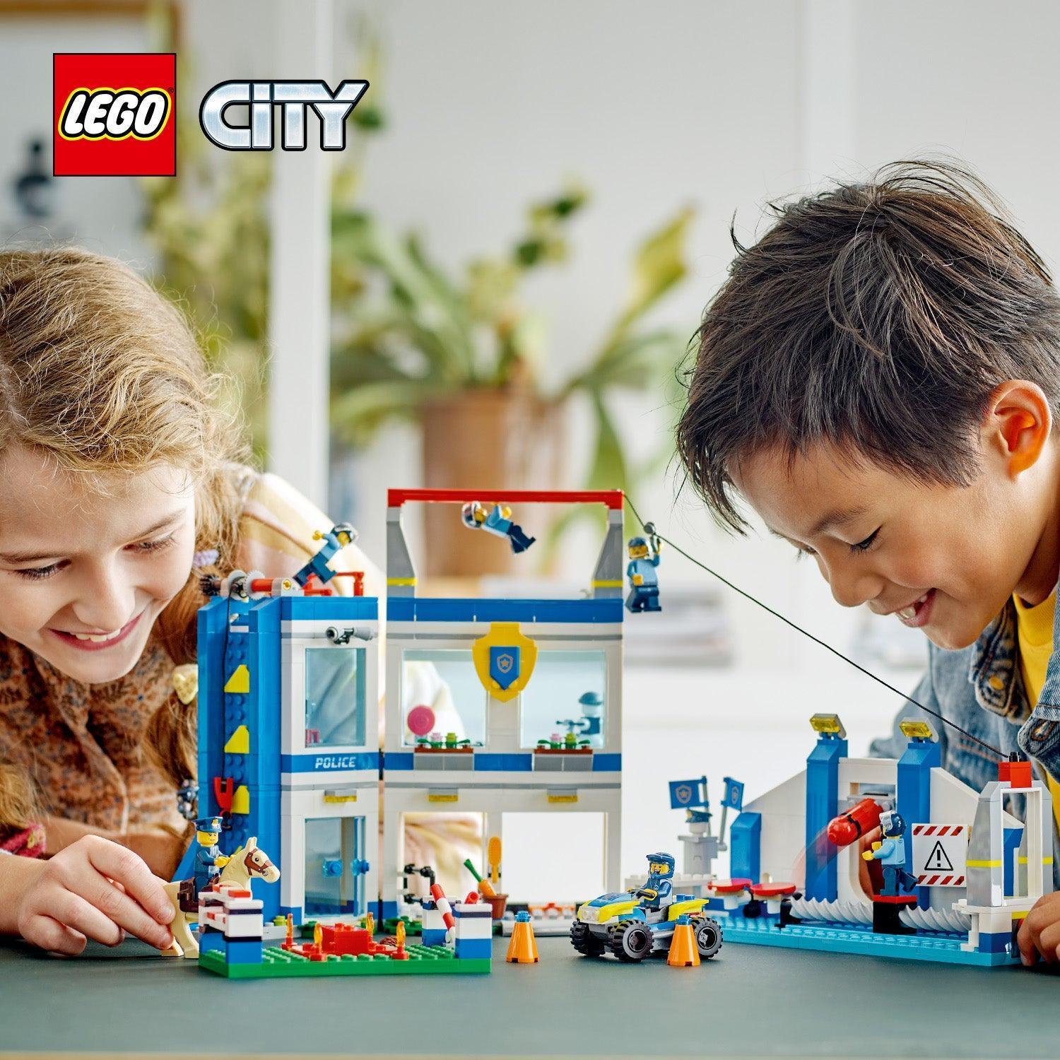 LEGO Police Training Academy 60372 City LEGO CITY @ 2TTOYS LEGO €. 75.99