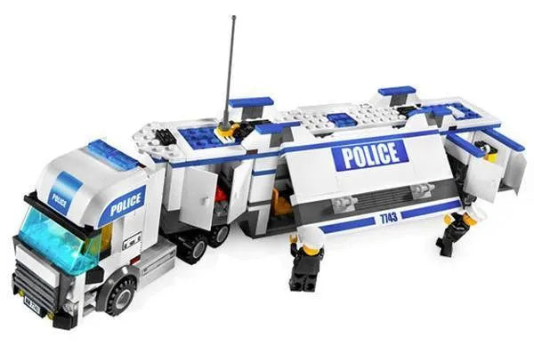 LEGO Politie Truck 7743 City LEGO CITY @ 2TTOYS | Official LEGO shop😊🥰 LEGO €. 39.99