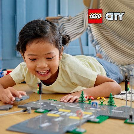 LEGO Road Plates 60304 City Ville LEGO CITY VILLE @ 2TTOYS LEGO €. 16.49