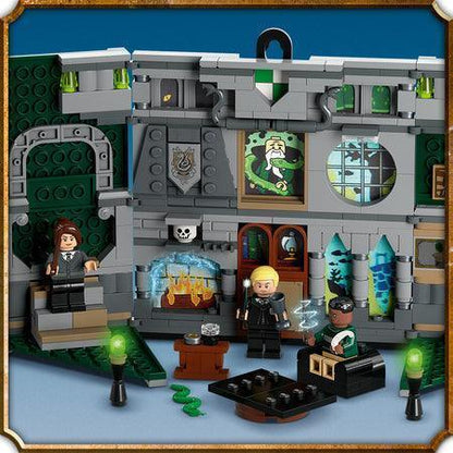 LEGO Slytherin House Banner 76410 Harry Potter LEGO HARRY POTTER @ 2TTOYS | Official LEGO shop😊🥰 LEGO €. 34.99