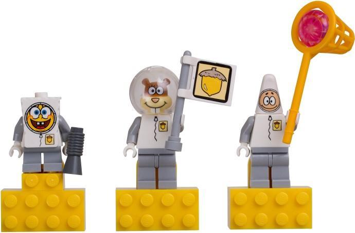 LEGO SpongeBob Spacesuit Magnet Set 852547 Gear LEGO Gear @ 2TTOYS | Official LEGO shop😊🥰 LEGO €. 14.99