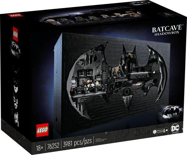 LEGO The Batcave™ – shadowbox 76252 Superheroes LEGO BATMAN @ 2TTOYS | Official LEGO shop😊🥰 LEGO €. 449.99