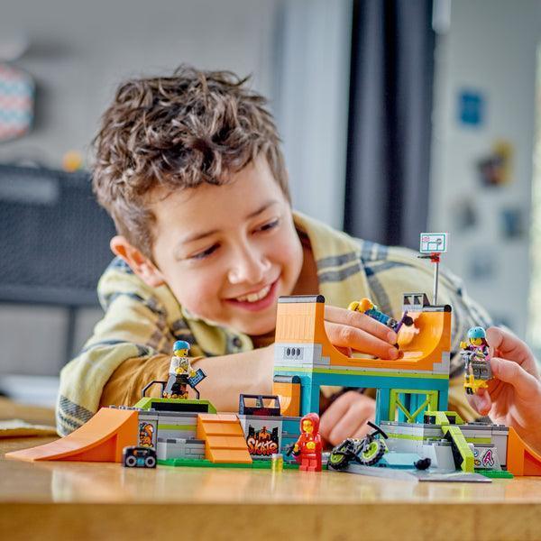 LEGO The Skatepark 60364 City LEGO City @ 2TTOYS | Official LEGO shop😊🥰 LEGO €. 54.99