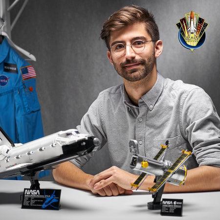 LEGO The Space Shuttle Discovery 10283 Creator Expert LEGO CREATOR EXPERT @ 2TTOYS LEGO €. 199.99