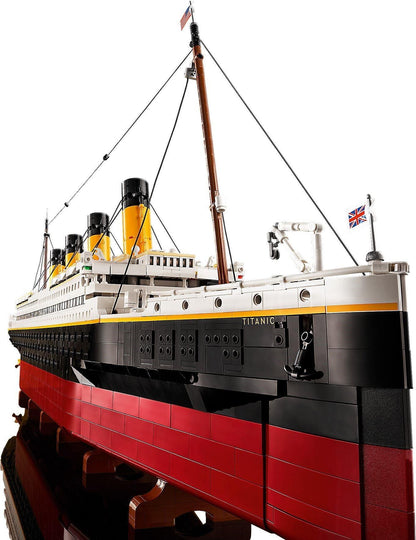 LEGO Titanic 10294 Creator Expert LEGO CREATOR EXPERT @ 2TTOYS LEGO €. 699.99