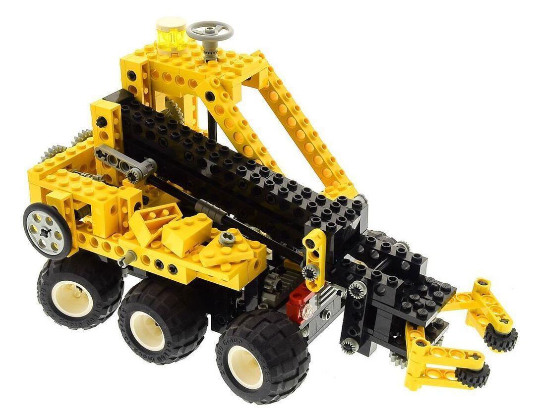 LEGO Universal Set 8020 TECHNIC LEGO TECHNIC @ 2TTOYS | Official LEGO shop😊🥰 LEGO €. 29.99