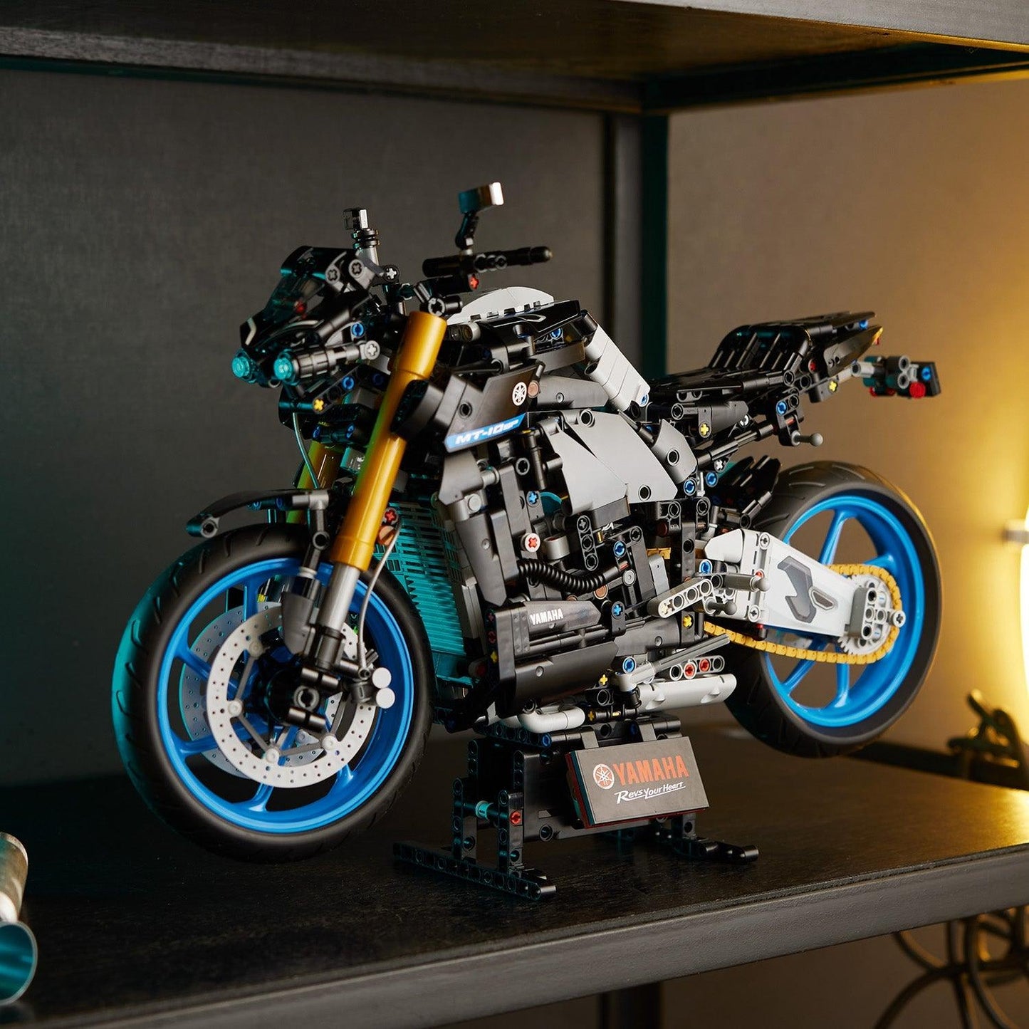 LEGO Yamaha MT-10 SP 42159 Technic LEGO TECHNIC @ 2TTOYS | Official LEGO shop😊🥰 LEGO €. 194.49