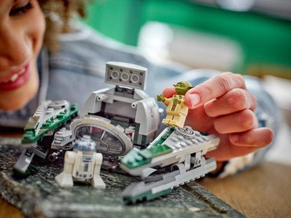 LEGO Yoda's Jedi Starfighter with R2D2 75360 Star Wars LEGO STARWARS @ 2TTOYS | Official LEGO shop😊🥰 LEGO €. 24.48